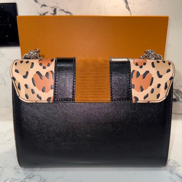 Louis Vuitton Monogram Twist MM Leopard Print - Picture 4 of 13